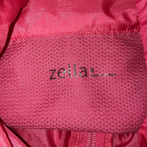 Zella (very) LIGHT weight Jacket - Picture 7 of 7